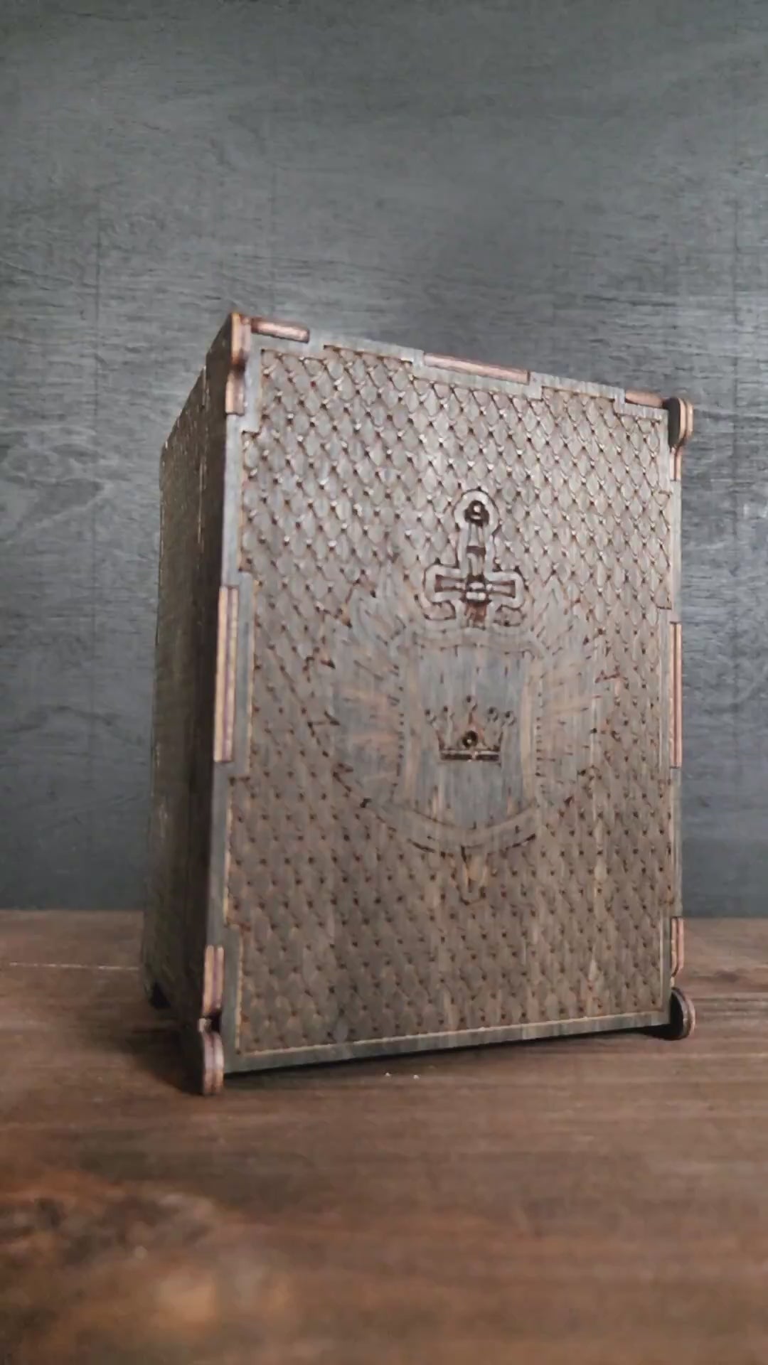 Fenrir Woodworks Wooden Foldable Dice Tower and Tray